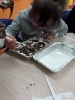 Nel secondo incontro con i piú piccoli si é svolto il laboratorio di cucina. I nostri chef si sono cimentati nella realizzazione della torta pan di stelle, attività utile per stimolare e imparare a utilizzare tutti i sensi: dal tatto all'olfatto passando inevitabilmente per il gusto.-8